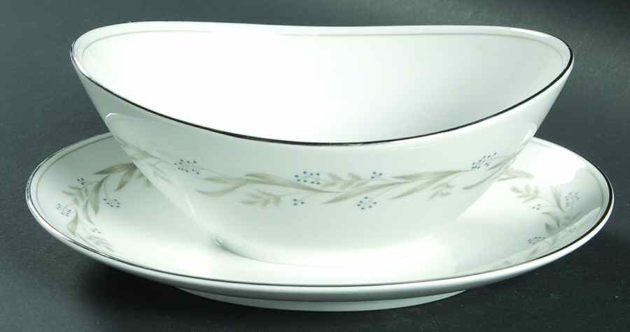 Courtland Gravy Boat with Attached Underplate by Rose (Japan)-1