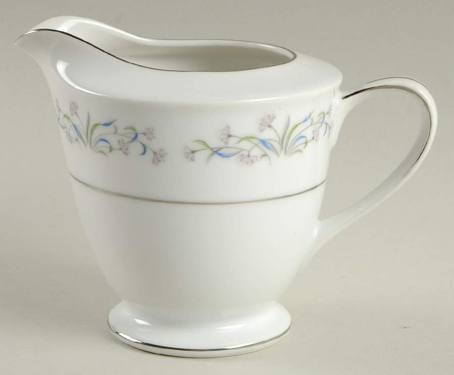 Danville Creamer by Rose (Japan)-1