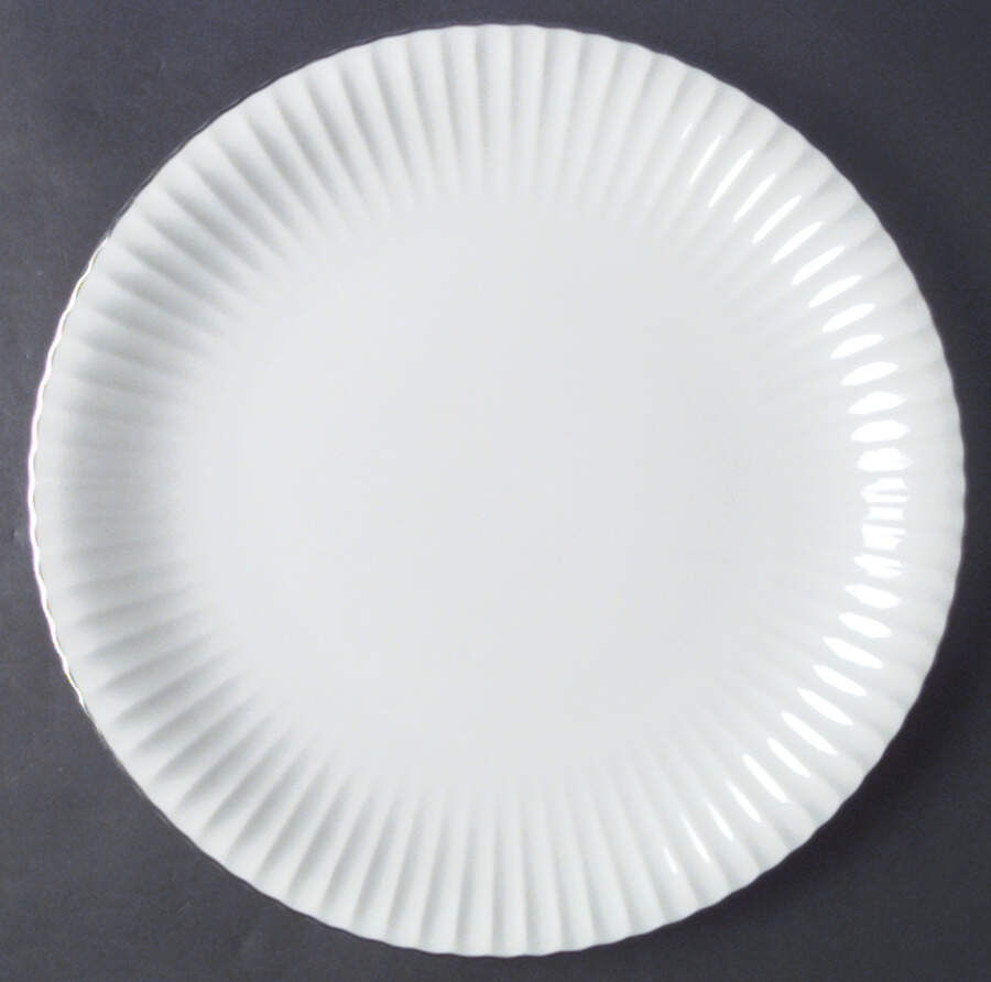 Delisle Dinner Plate by Rose (Japan)-1