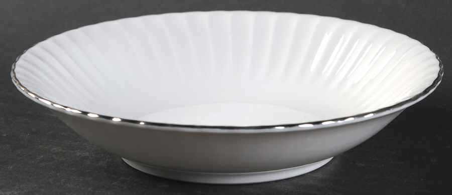Delisle Fruit/Dessert (Sauce) Bowl by Rose (Japan)-1