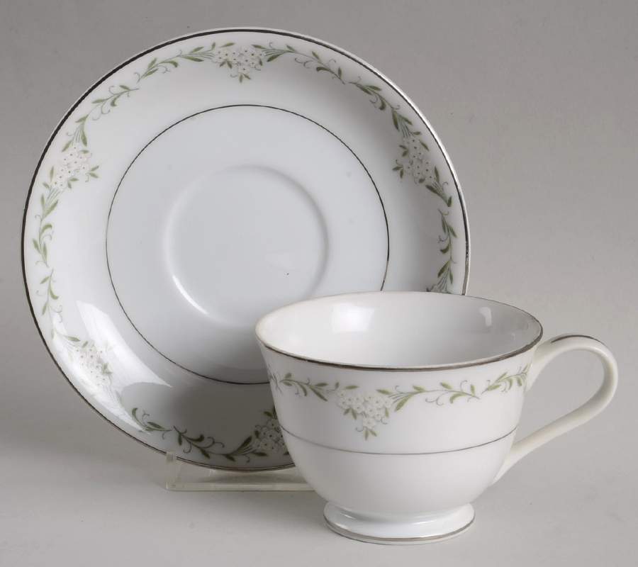 Elisa Footed Cup & Saucer Set by Rose (Japan)-1