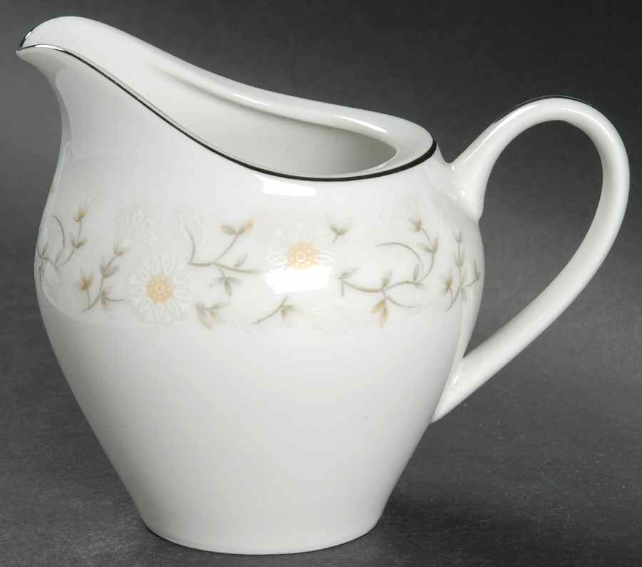 Ginger Creamer by Rose (Japan)-1