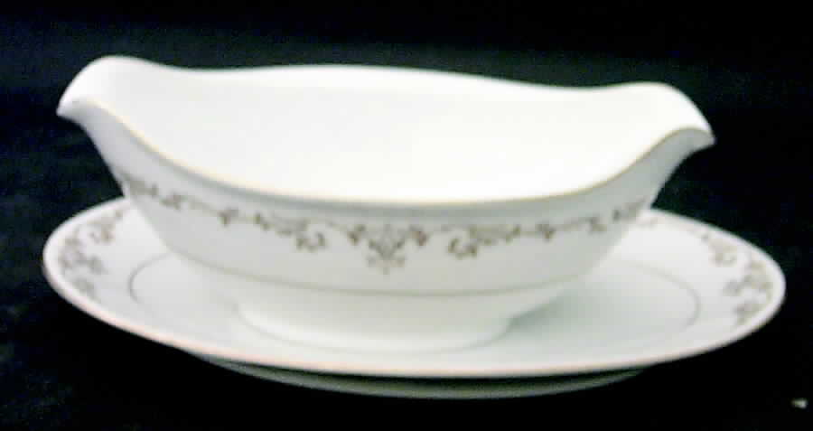 Kendell Gravy Boat & Underplate by Rose (Japan)-1
