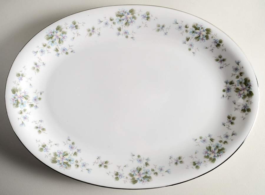 Melissa 16" Oval Serving Platter by Rose (Japan)-1