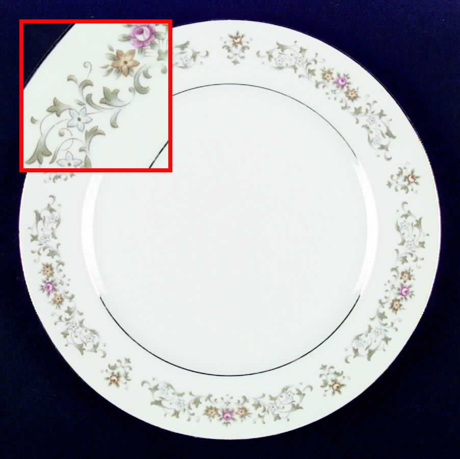 Petit Fleur Dinner Plate by Rose (Japan)-1