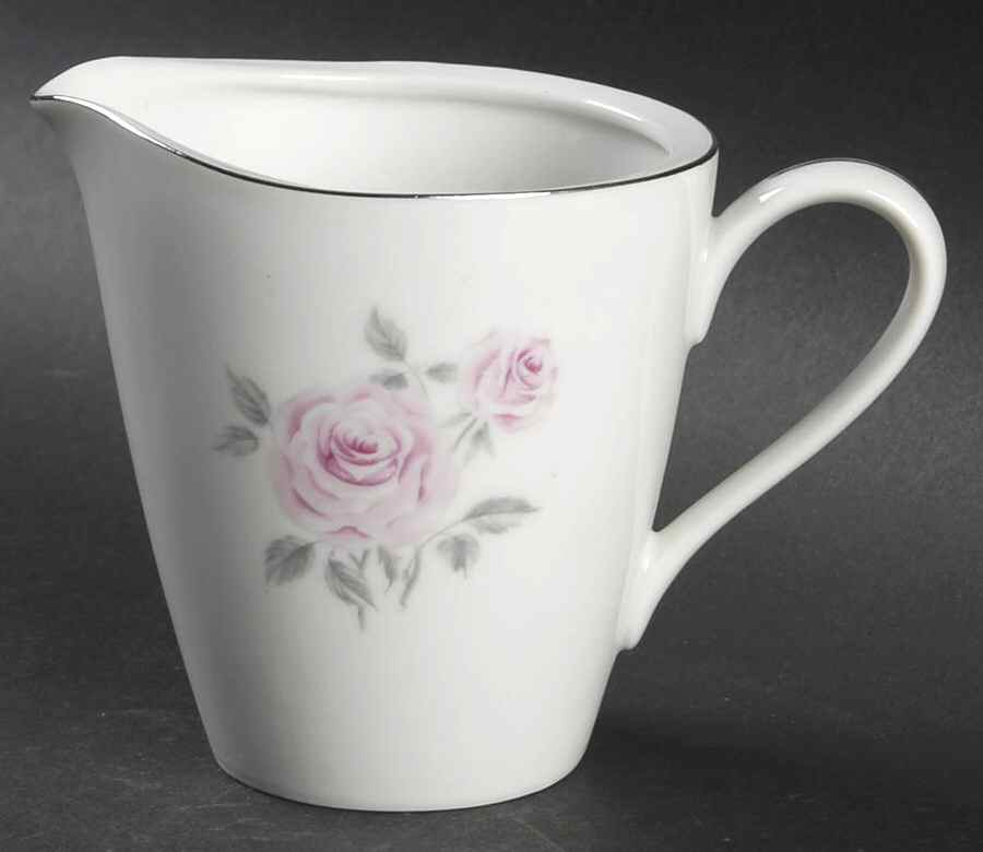 Perfection Creamer by Rose (Japan)-1