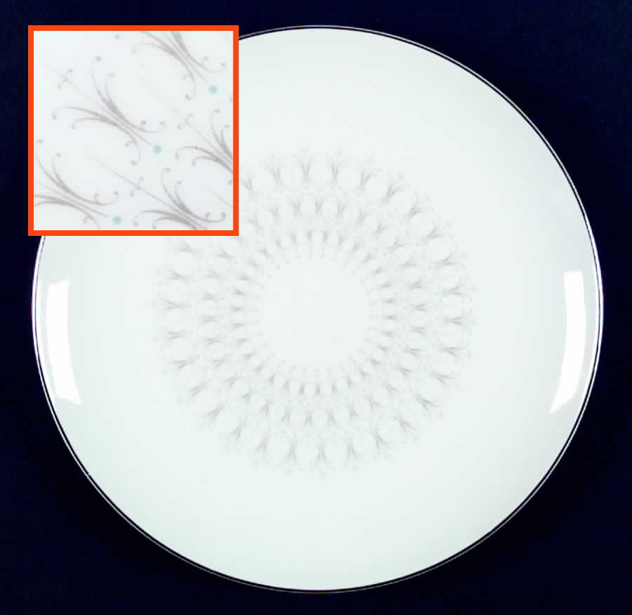 Pisa Dinner Plate by Rose (Japan)-1