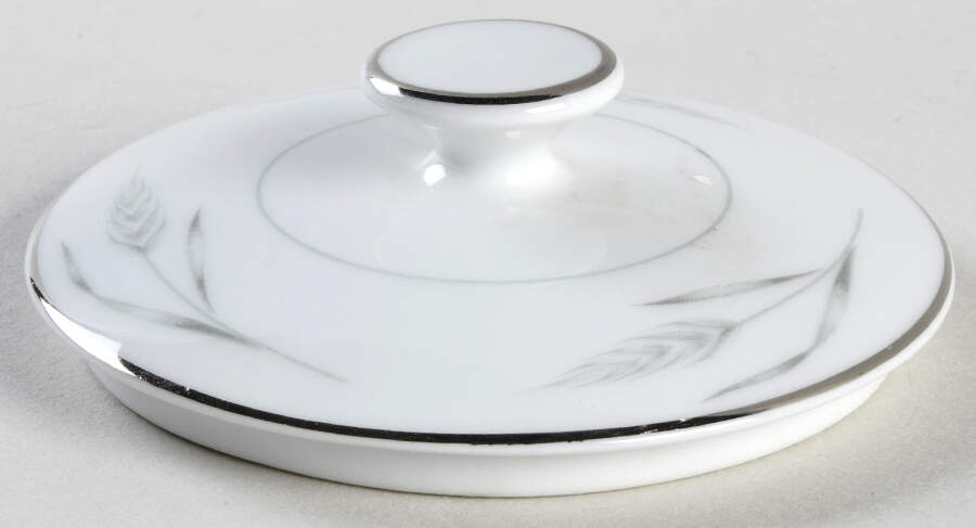 Serene Lid for Sugar Bowl by Rose (Japan)-1