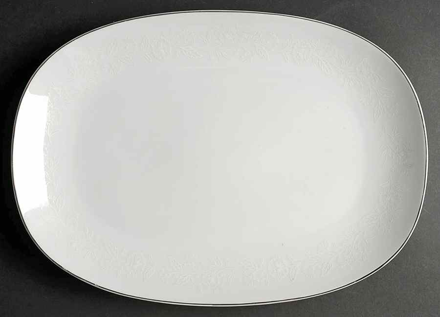 Serena 15" Oval Serving Platter by Rose (Japan)-1