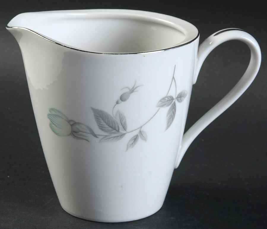 Singing Rose Creamer by Rose (Japan)-1
