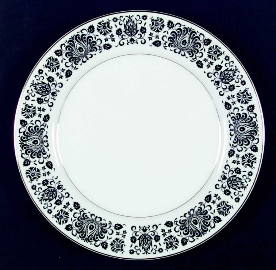 Strathmore Dinner Plate by Rose (Japan)-1