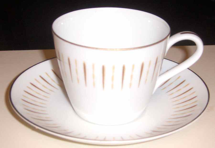 Tivoli Flat Cup & Saucer Set by Rose (Japan)-1