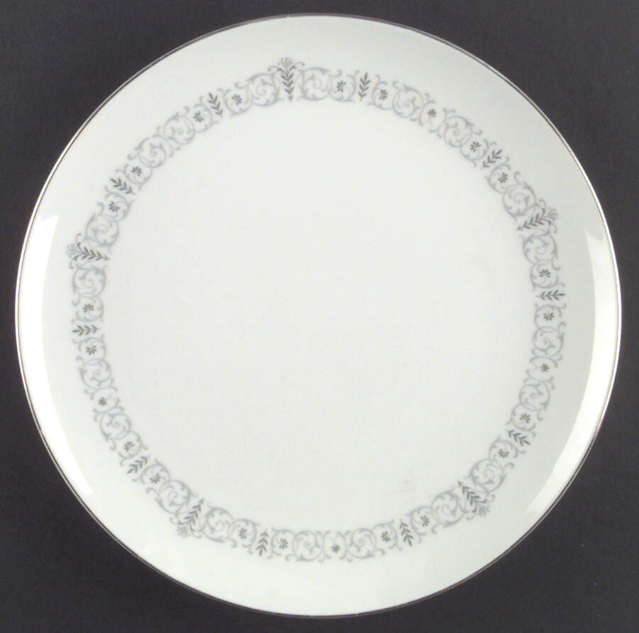 Ulrica Dinner Plate by Rose (Japan)-1
