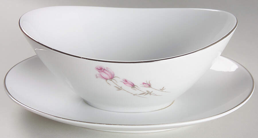 We Three Gravy Boat with Attached Underplate by Rose (Japan)-1