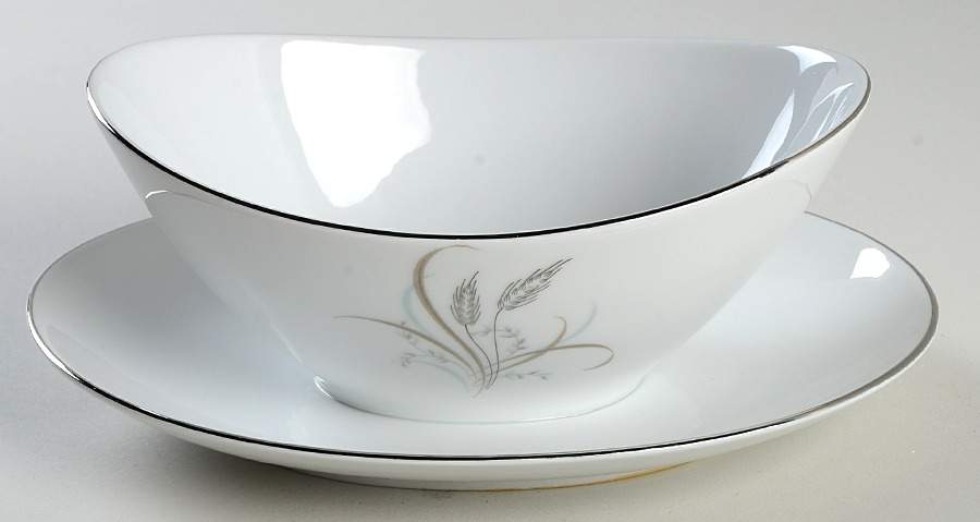 Wheatland Gravy Boat with Attached Underplate by Rose (Japan)-1