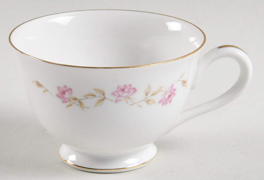 Wilma Footed Cup by Rose (Japan)-1