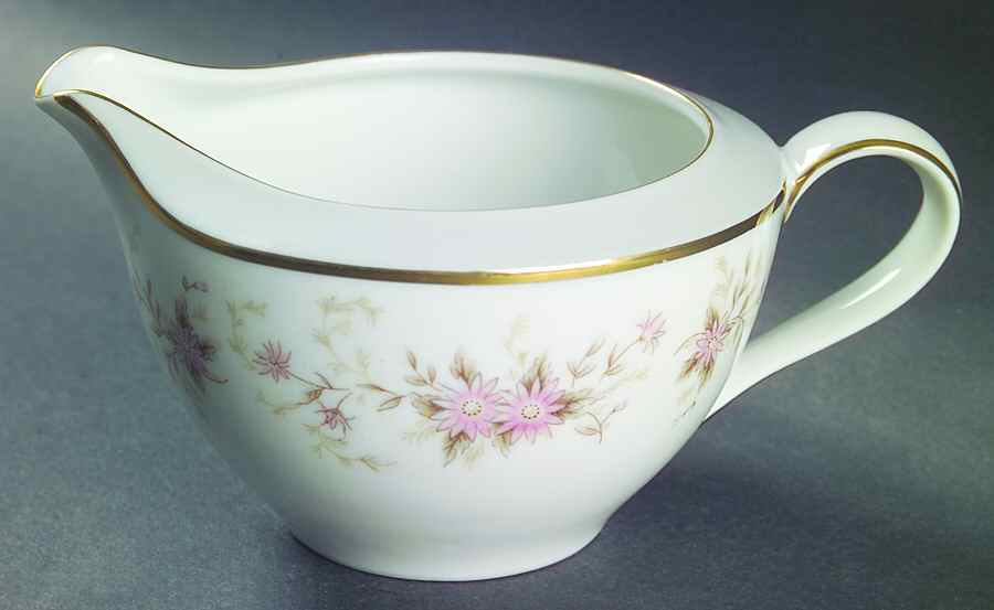 Winthrop Creamer by Rose (Japan)-1