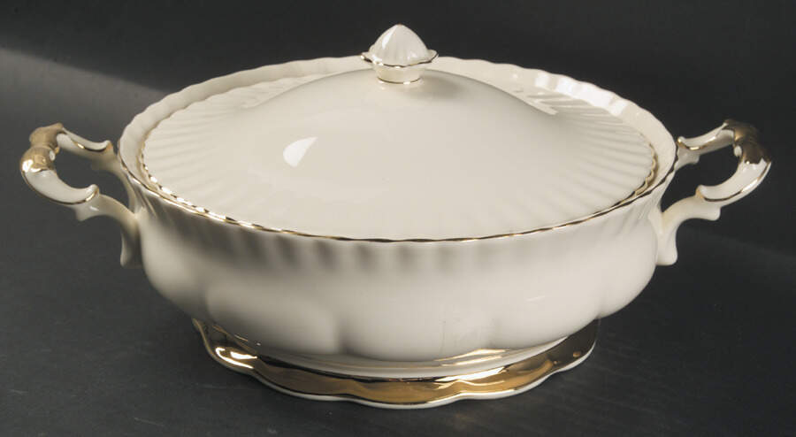 Affinity Gold Round Covered Vegetable by Royal Albert-1