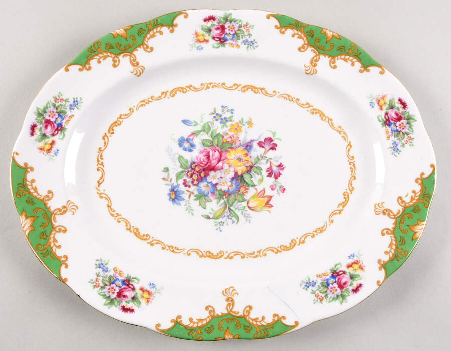 Albany Green 13" Oval Serving Platter by Royal Albert-1
