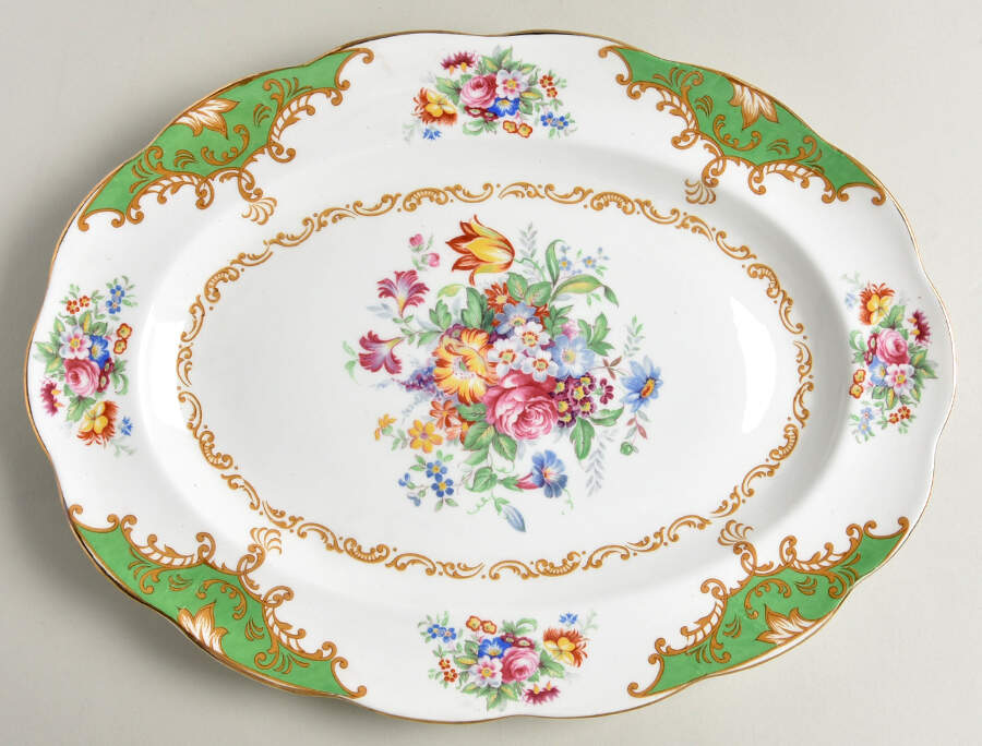Albany Green 11" Oval Serving Platter by Royal Albert-1