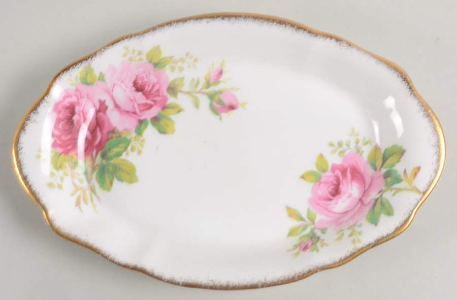 American Beauty (White Background) Relish by Royal Albert-1