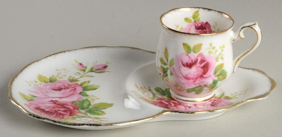 American Beauty (White Background) Snack Plate & Cup Set by Royal Albert-1