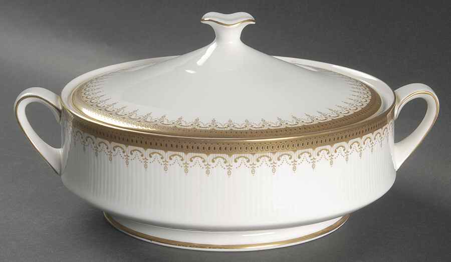 Athena Round Covered Vegetable by Royal Albert-1