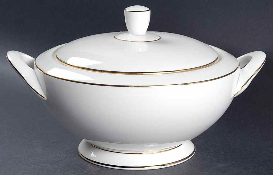 Ballerina Round Covered Vegetable by Royal Albert-1