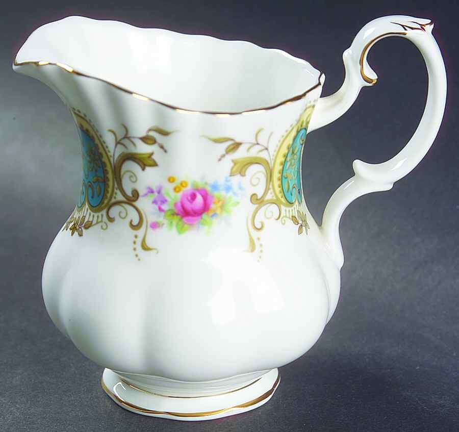 Berkeley Mini Creamer by Royal Albert-1