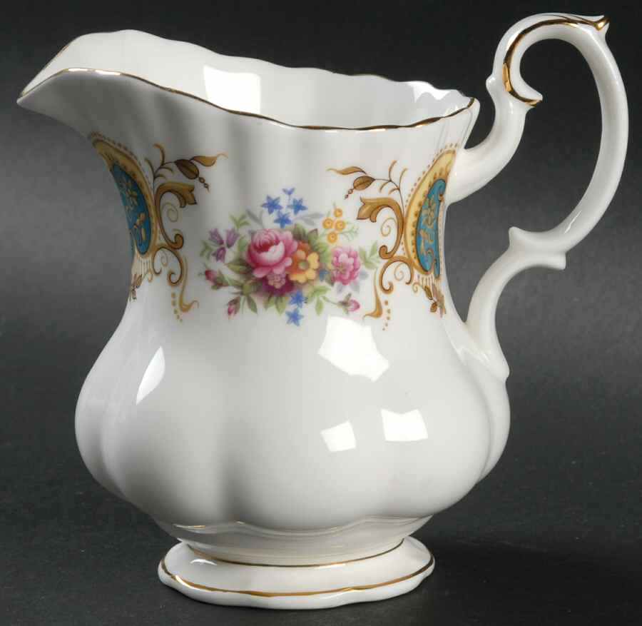 Berkeley Creamer by Royal Albert-1