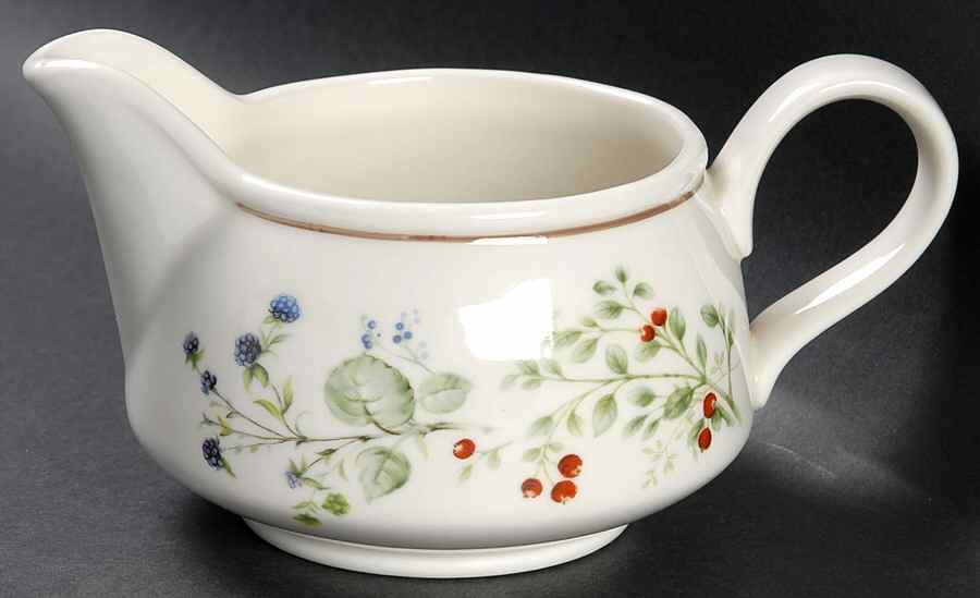 Bitter Sweet Gravy Boat by Royal Albert-1