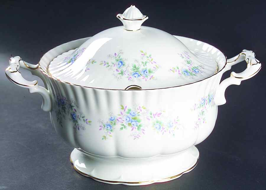 Blue Blossom Tureen &  Lid by Royal Albert-1