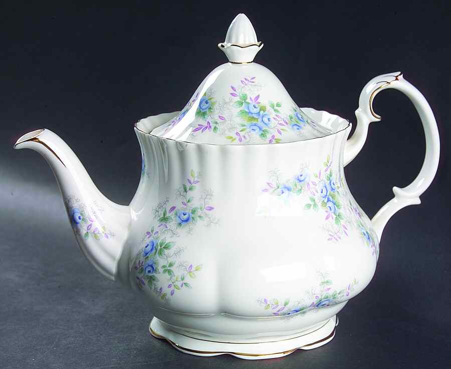 Blue Blossom Teapot & Lid by Royal Albert-1