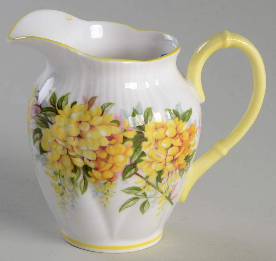 Blossom Time Series Mini Creamer by Royal Albert-1