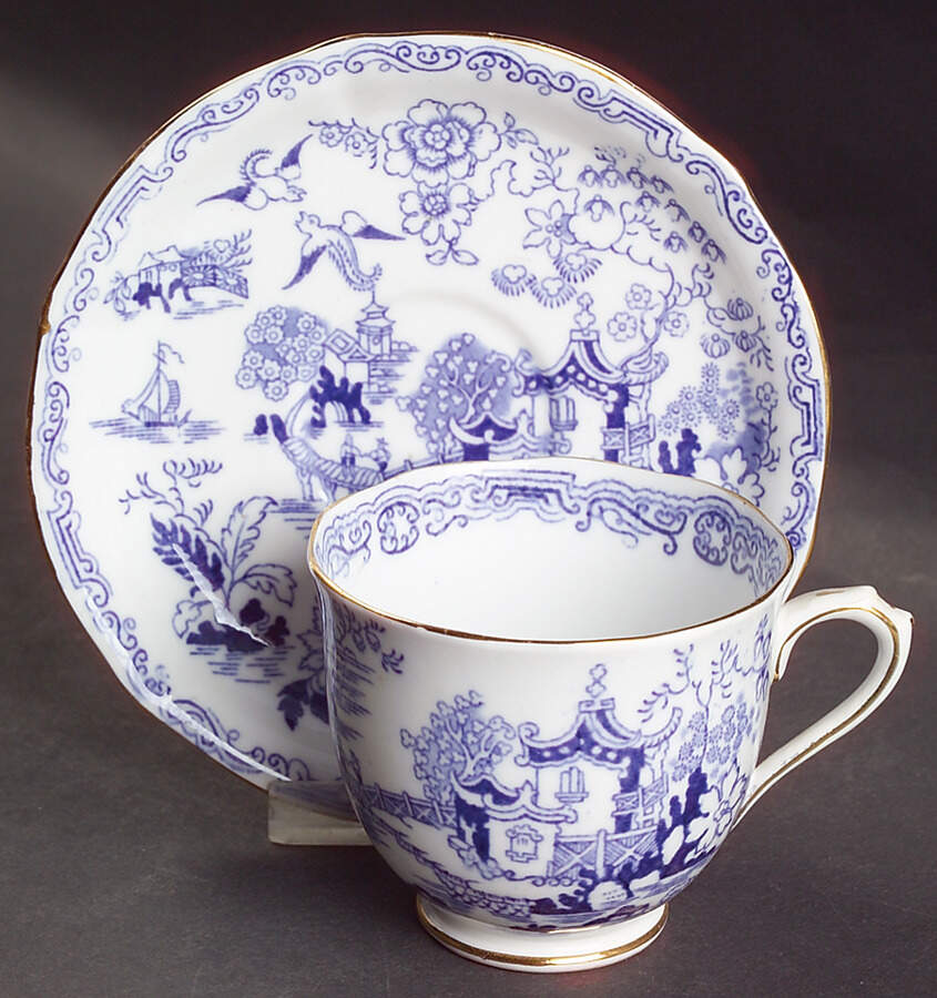 Blue Willow Footed Cup & Saucer Set by Royal Albert-1