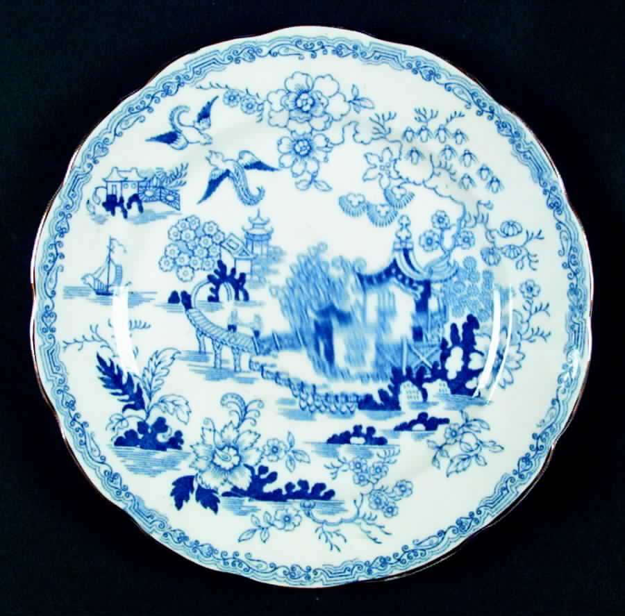Blue Willow Dinner Plate by Royal Albert-1