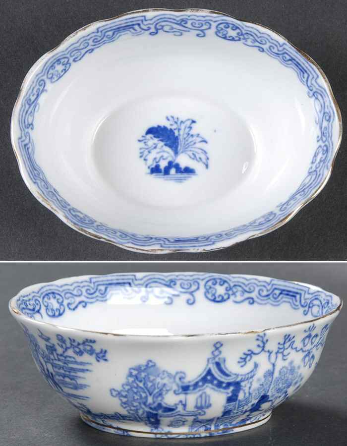 Blue Willow Mini Open Sugar Bowl by Royal Albert-1