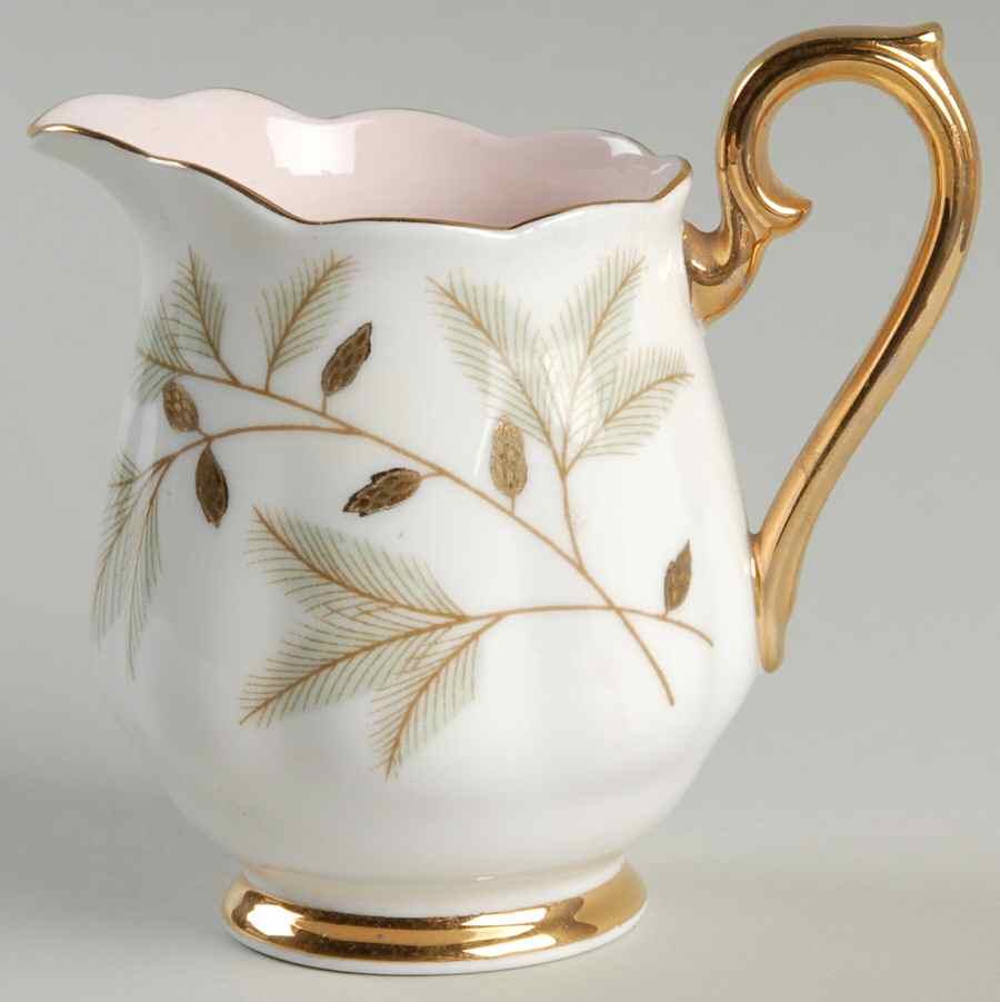Braemar Mini Creamer by Royal Albert-1