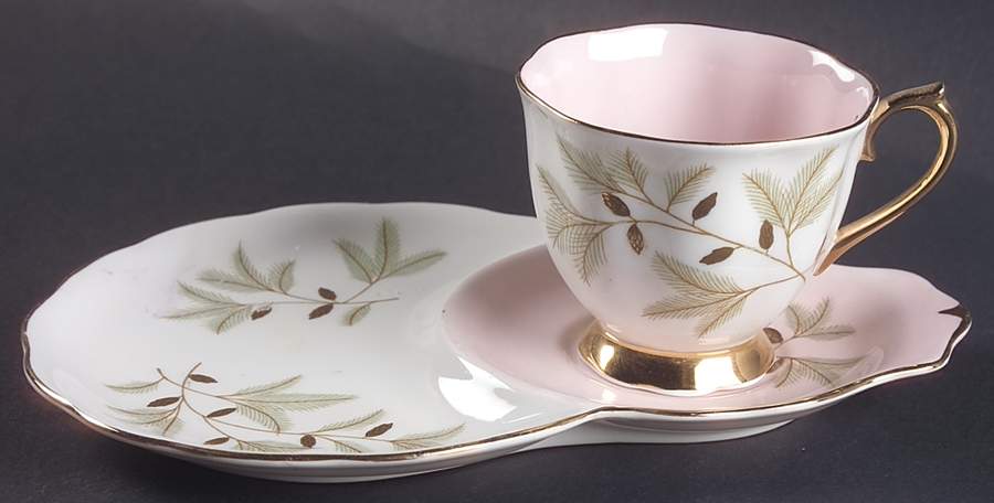Braemar Dessert Plate & Cup Set by Royal Albert-1