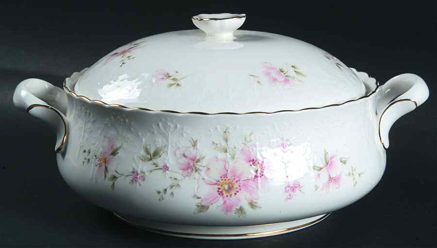 Breath of Spring Round Covered Vegetable by Royal Albert-1