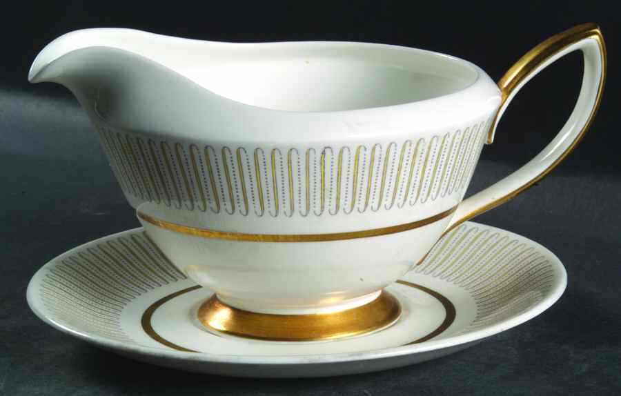 Capri Gravy Boat & Underplate by Royal Albert-1