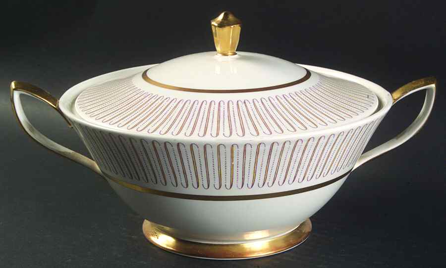 Capri Round Covered Vegetable by Royal Albert-1