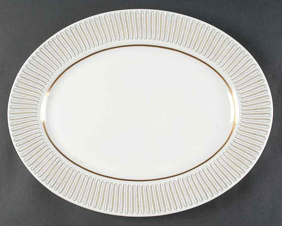 Capri 15" Oval Serving Platter by Royal Albert-1