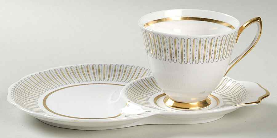 Capri Dessert Plate & Cup Set by Royal Albert-1