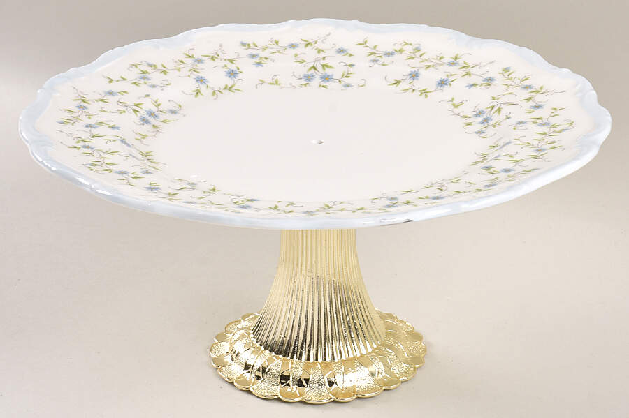 Caroline Cake Stand with 4"-5" Metal Pedestal  Hc by Royal Albert-1