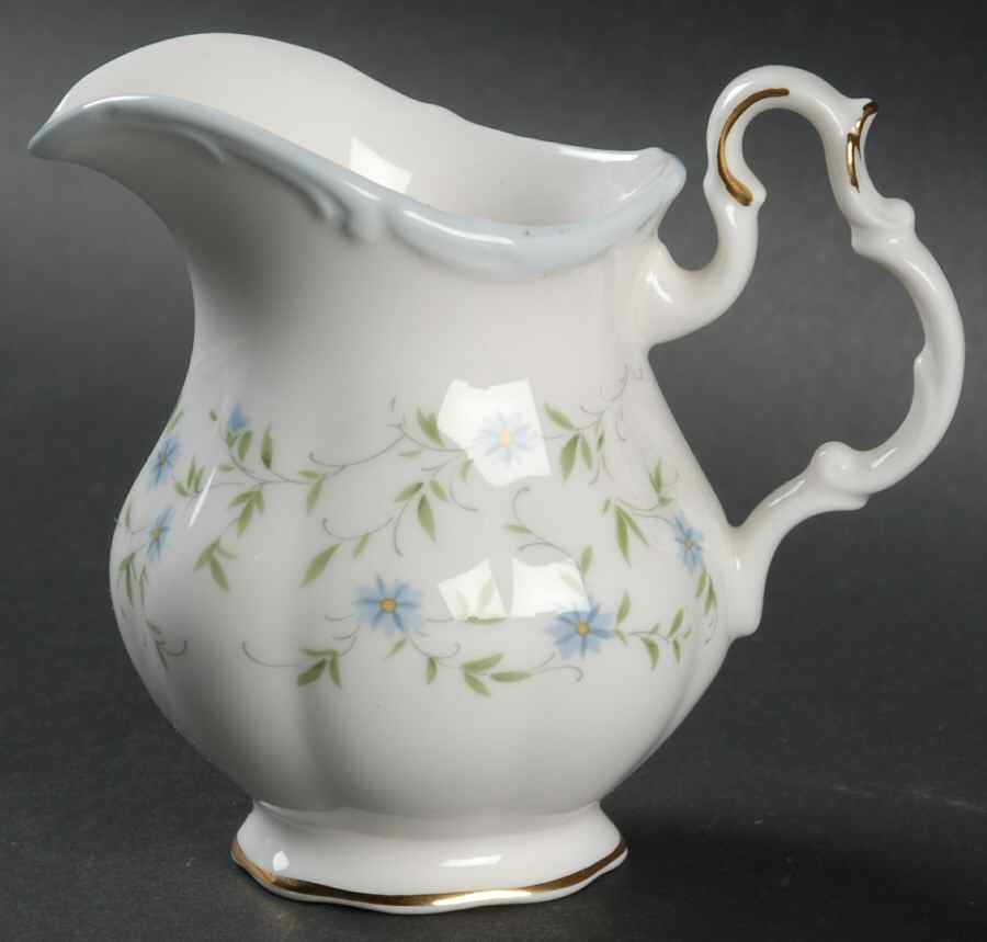 Caroline Mini Creamer by Royal Albert-1