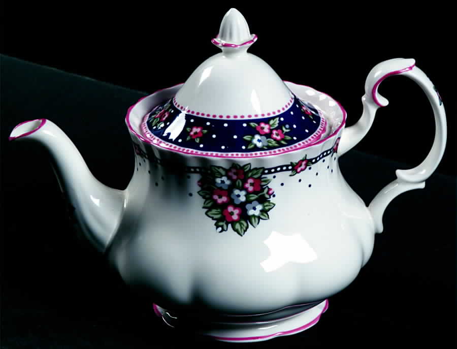 Charlotte Mini Teapot & Lid by Royal Albert-1