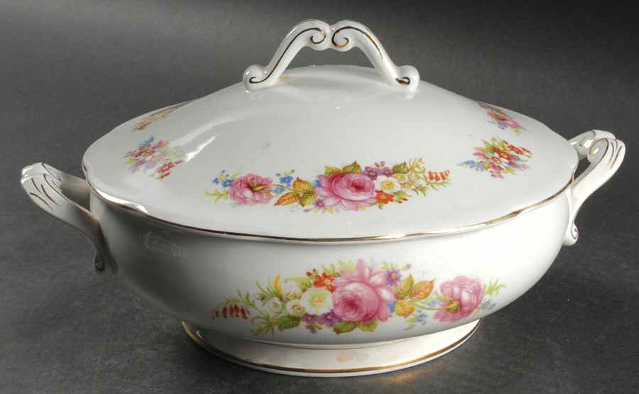 Chatsworth Pink Round Covered Vegetable by Royal Albert-1