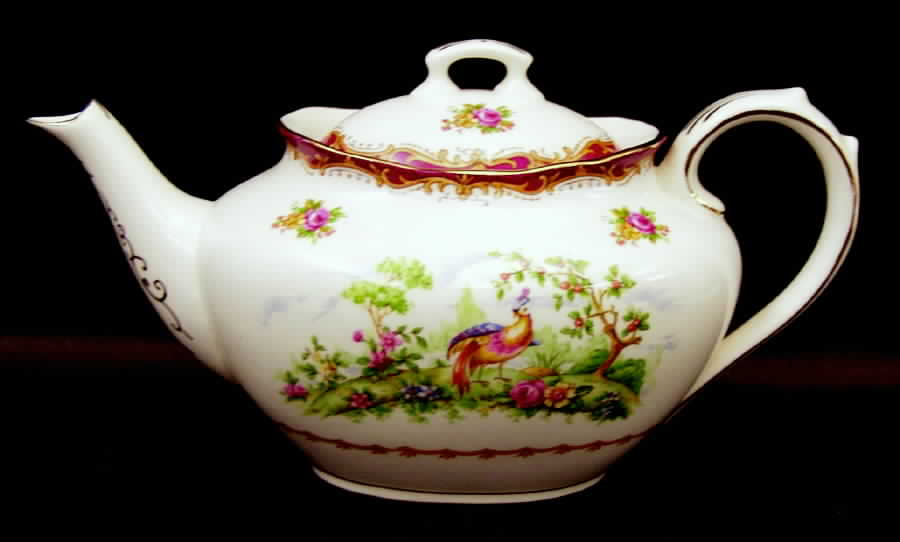 Chelsea Bird Maroon Mini Teapot & Lid by Royal Albert-1