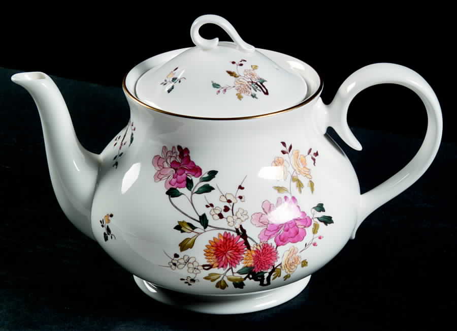 China Garden Teapot & Lid by Royal Albert-1